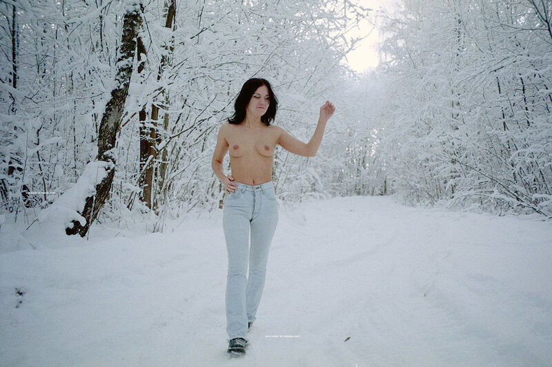 Елочка, 18 лет, 1 размер груди